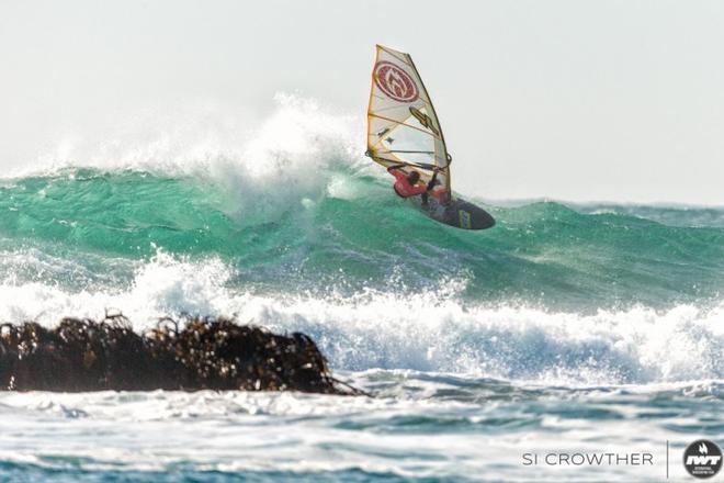 Day 2 – Morgan Noireaux – Matanzas Wave Classic ©  Si Crowther / IWT